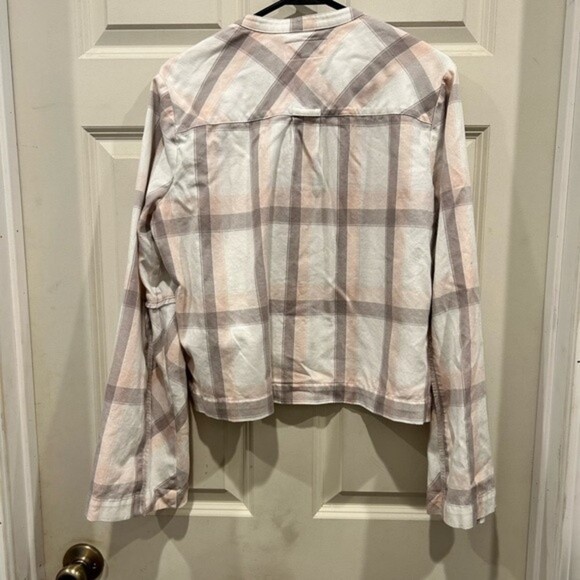 Derek Lam 10 Crosby Women's Cream & Pink Plaid Cropped Button-Down Shirt Large - Picture 4 of 7